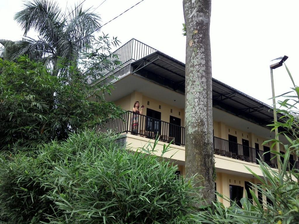 Hotel Cemerlang Baturraden Rom bilde