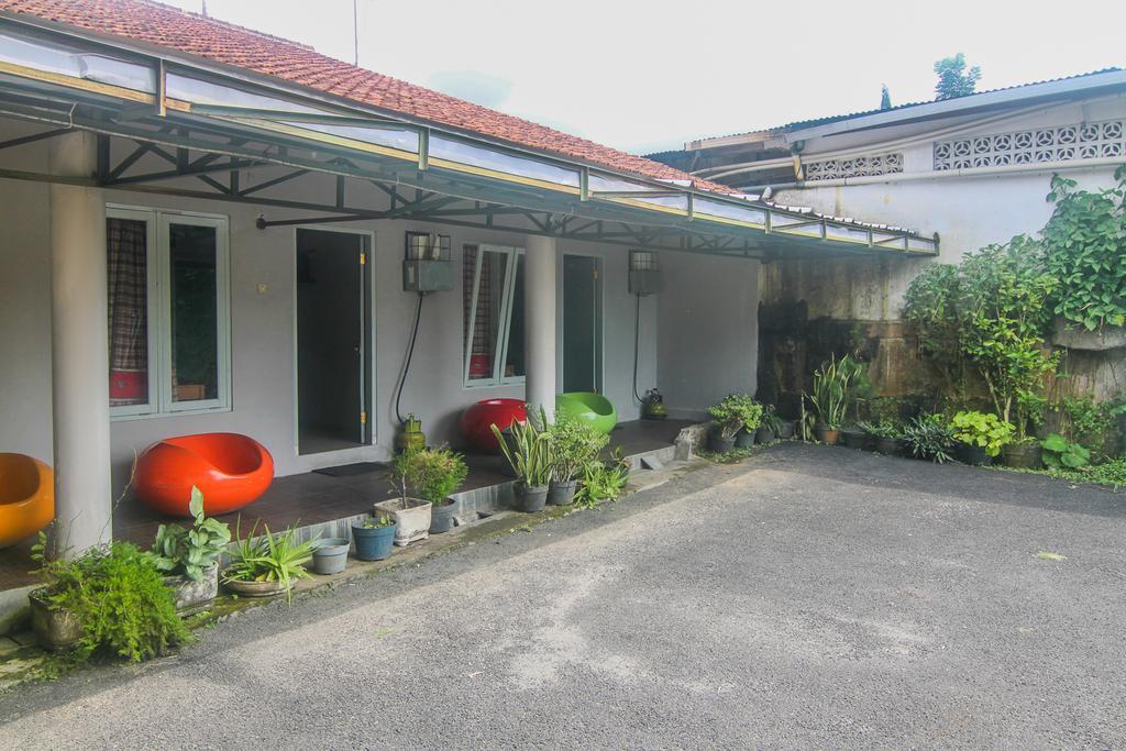 Hotel Cemerlang Baturraden Rom bilde